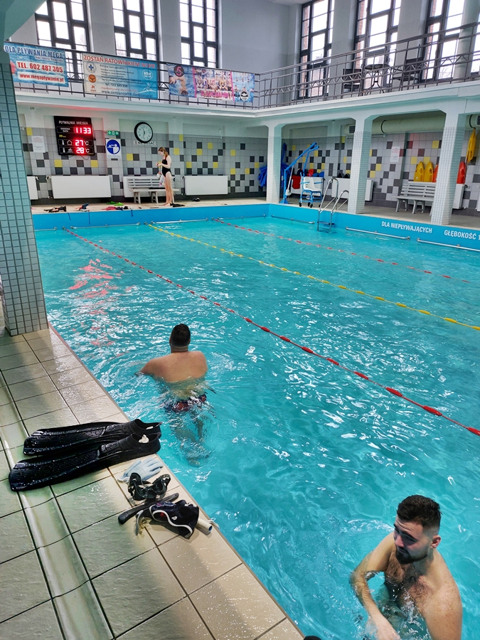 Hokej pod wodą Walenie Siemianowice Śląskie Trening 1 II 2025